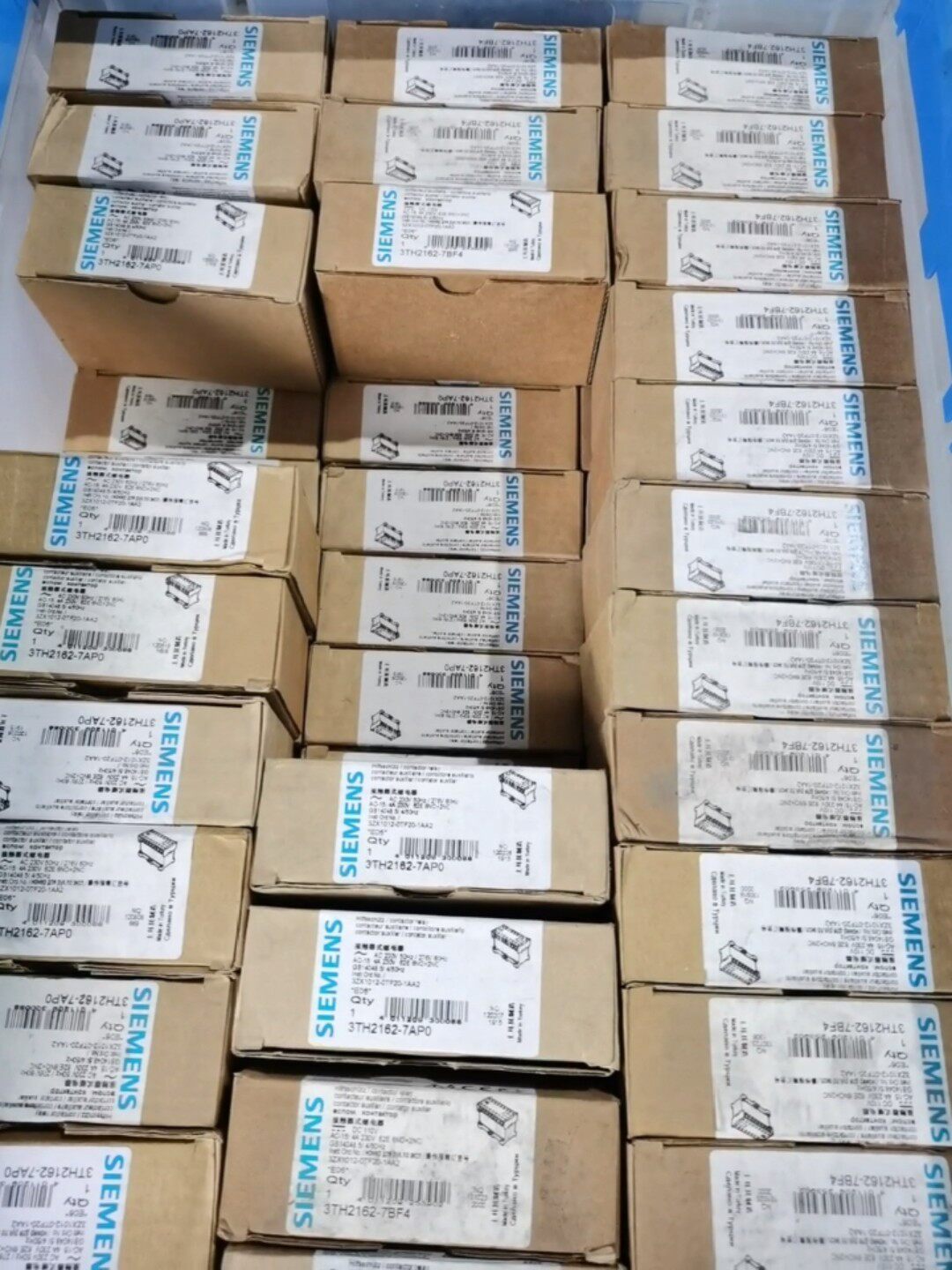 处理一批3TH2162-7BB4 DC24V 3TH2162