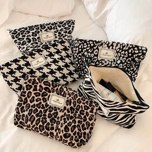 Classic Leopard Print Makeup Bag Zipper Pouch Large Capacity