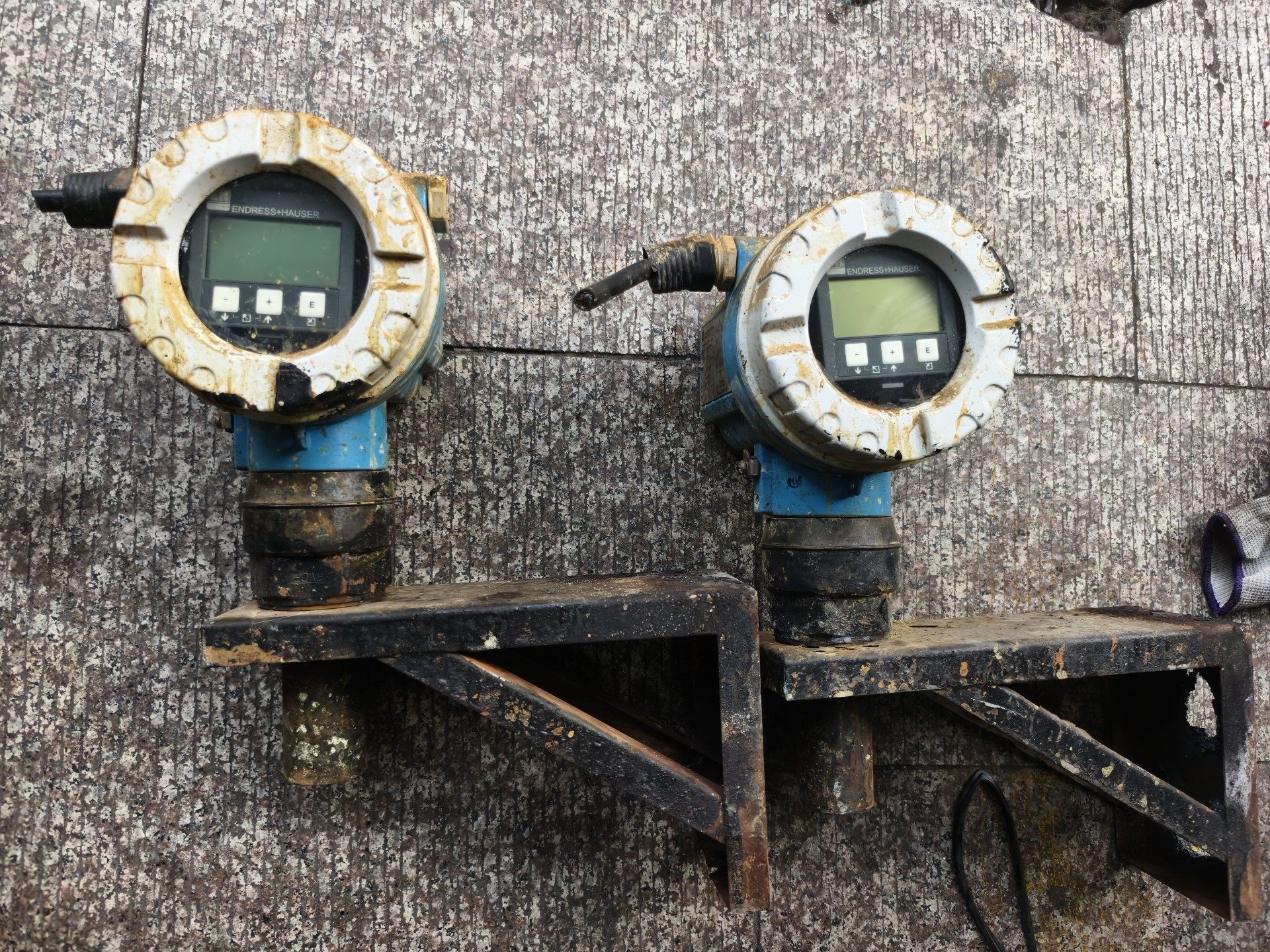 E+H超声波液位计FMU40，实物图拍摄想要的私聊