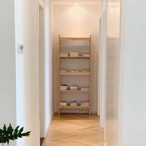 白蜡木实木落地置物架书架原木奶油风收纳杂物架博古架