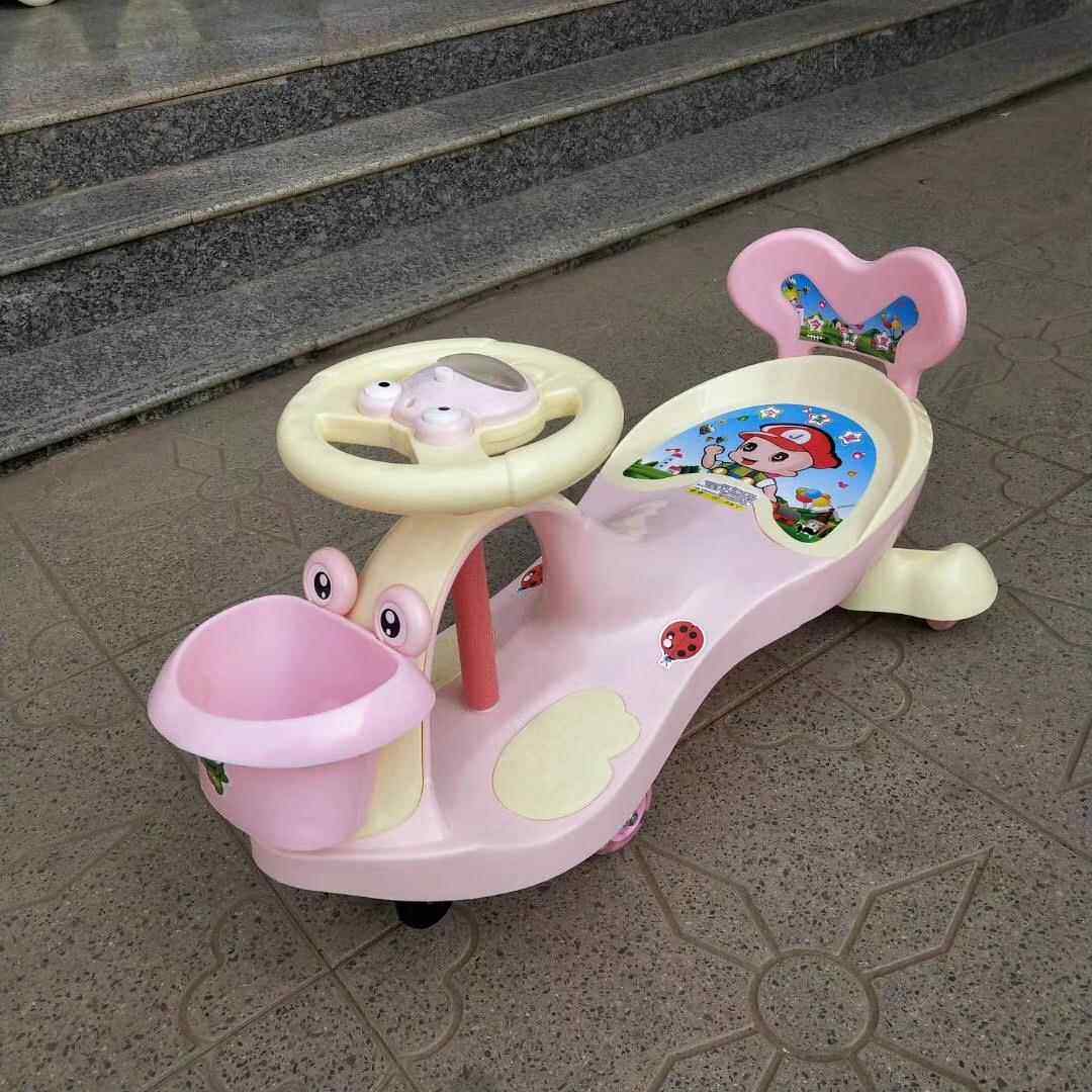 新款直销儿童扭扭车带音乐灯光静音轮宝宝滑滑车溜溜车摇摆车