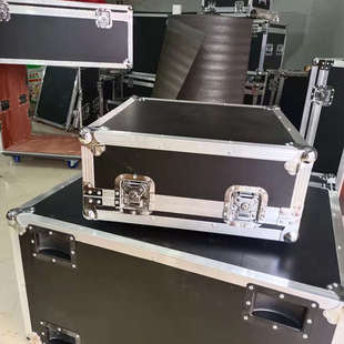 手提式调音台航空箱/订做各类机箱机柜/音响航空箱/航空箱机柜