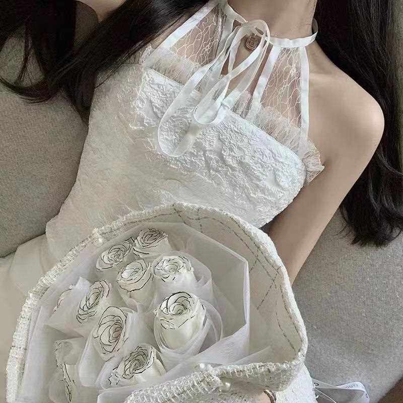 新款直销2022新款法式蕾丝辣妹吊带背心女挂脖蕾丝美背裹胸带胸垫