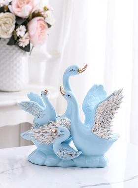 陶瓷天鹅一家三口四口结婚礼物礼品家居客厅电视柜酒柜装饰品摆件