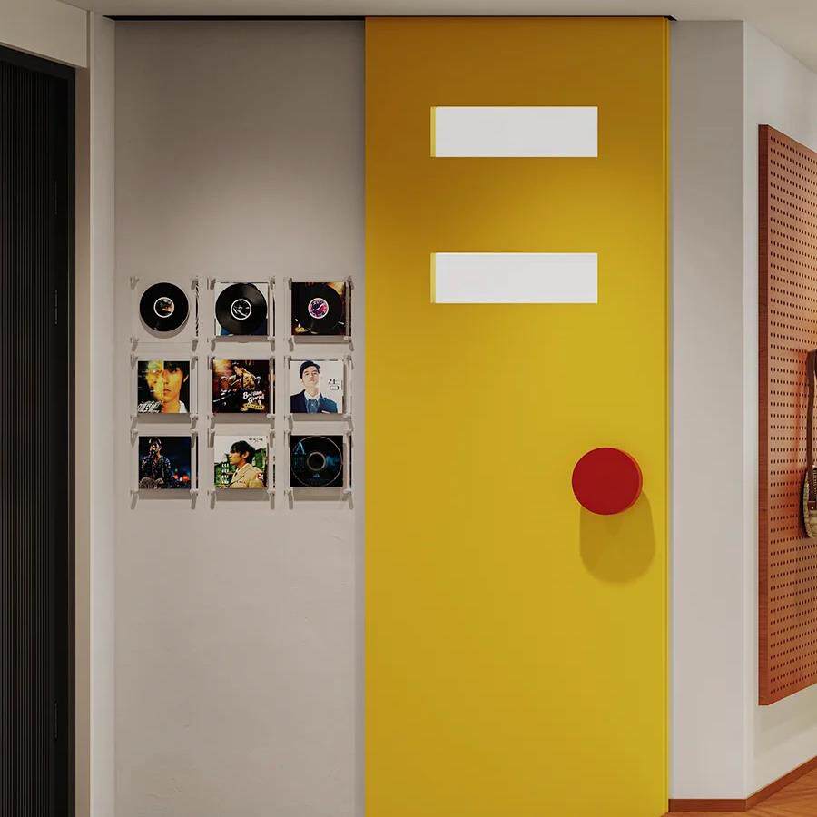 奶黄色洞洞玻璃幽灵门无轨移门吊轨隐藏门实木烤漆门厨房卫生间门