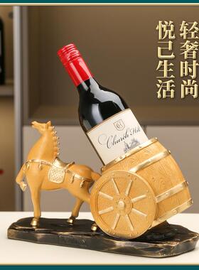 酒架摆件轻奢高档斜放家居红客厅酒柜装饰品创意马到成功M工艺品