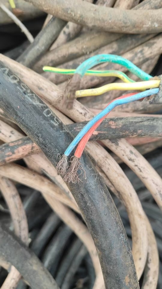 12月30日苏州废旧杂线约320公斤网络拍卖公告