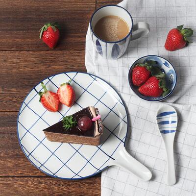 盘子家用带手柄披萨烤盘下午茶面包托盘手绘釉下彩西餐具牛排盘