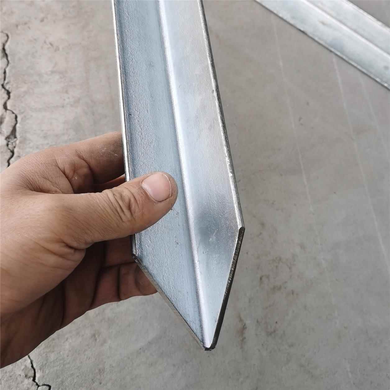 接地桩镀锌角钢冲孔接地线接地角钢防锈镀锌避雷接地极充电桩家用