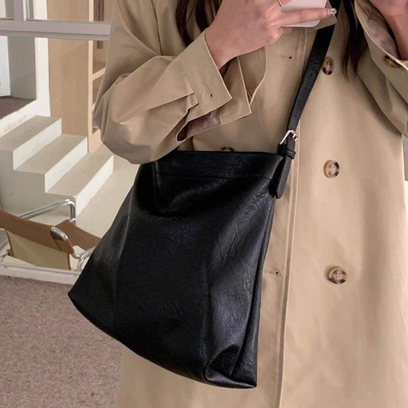 大学生单肩包软皮慵懒包包托特包