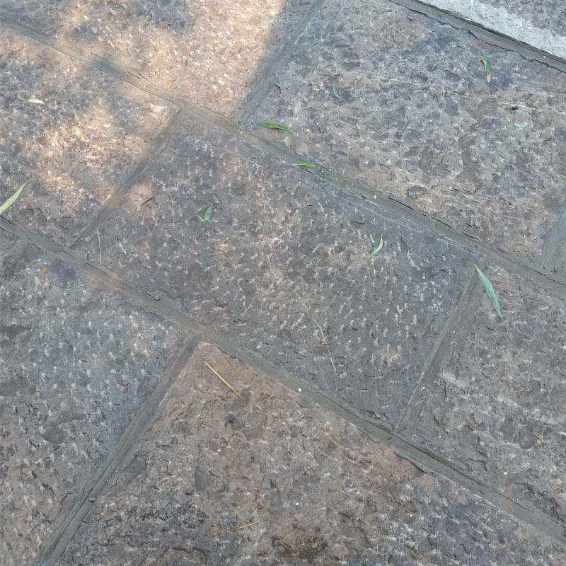 鼎逸青石板台阶石 广场路面青石板砖文化石 錾道面青石板厂家