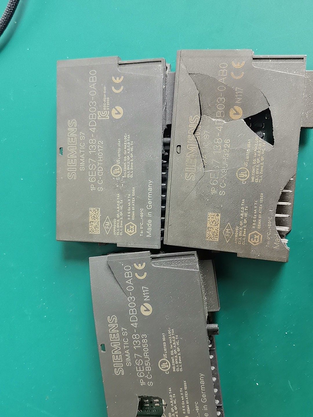 138-4DB03功能完好破损