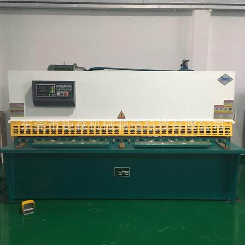 厂家直销QC12Y系列6X3200液压摆式剪板机剪板机折弯机