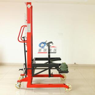 00KG油桶翻转堆高车铁塑二用油桶搬运倾倒车手动堆高倒料车