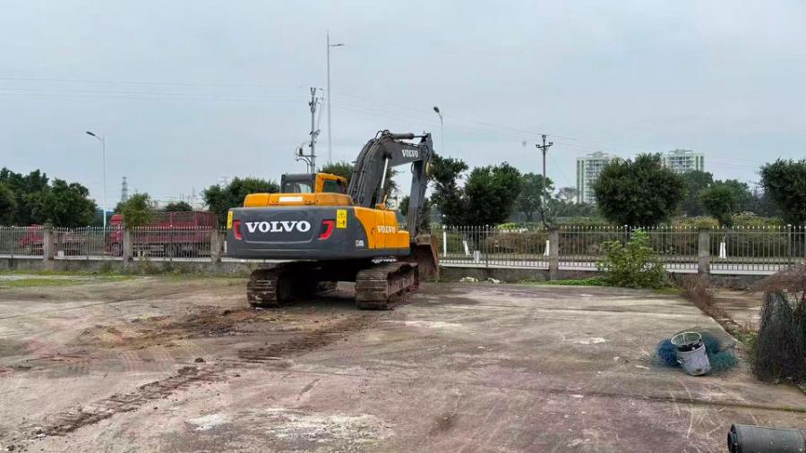 11月22日重庆沃尔沃210挖掘机网络拍卖公告