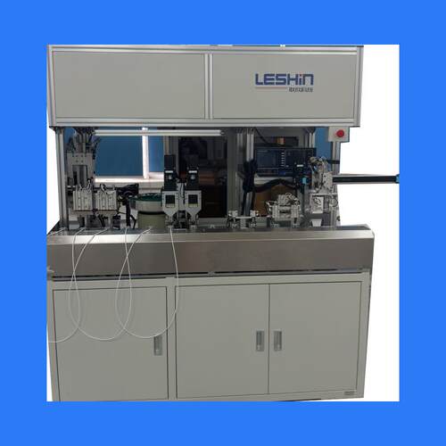 LX-440PTYPE-C对TYPE-C自动包胶纸机装铆铁壳机,包胶铆压铁壳机