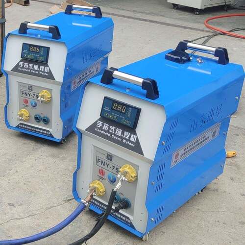 不锈钢压花板手持滚焊机排气管隔热罩用焊接设备