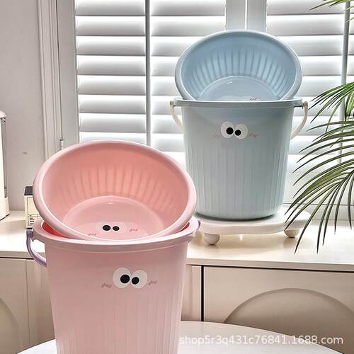 New Big Eye Monster Shower Set Bucket - Durable for College
