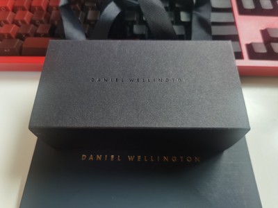 dw手表怎么鉴别真假全是干货不看后悔了?