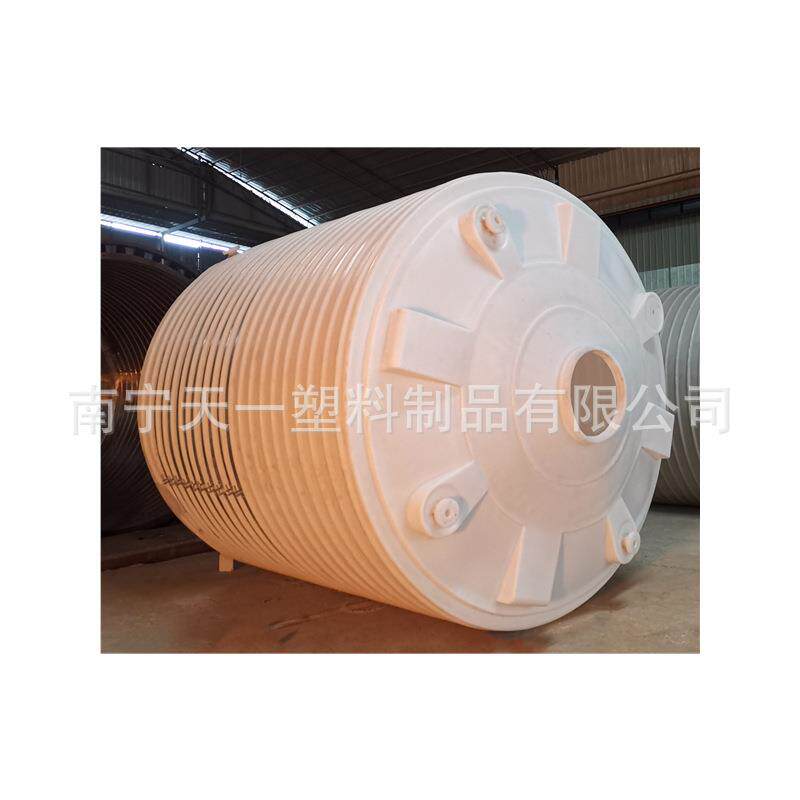 来宾30吨塑料水箱,20吨污水储罐,10吨PAM储罐,15吨化工储罐厂家