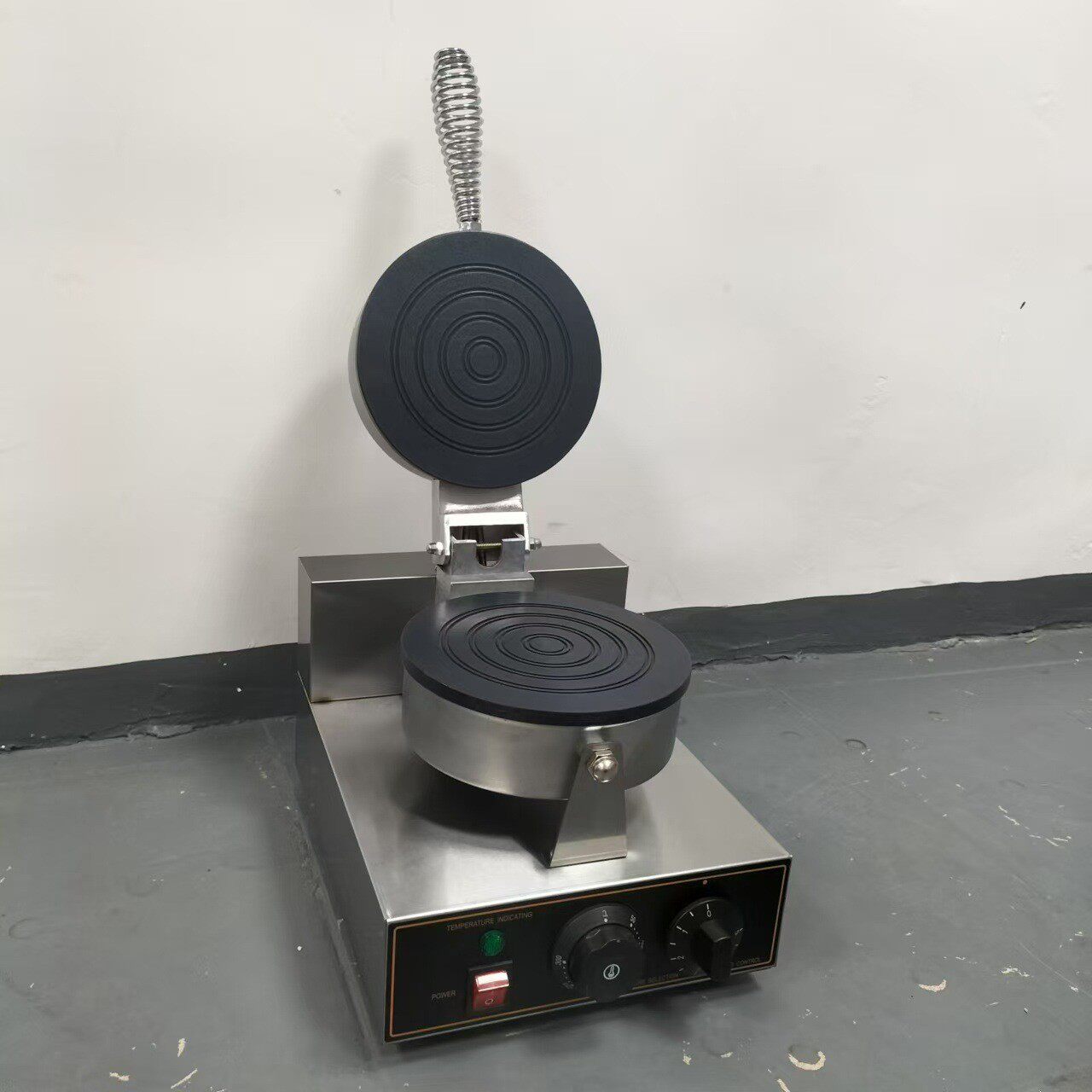 冠佳台式蚊香形华夫机多功能烤面包烘焙蛋糕圆形华夫饼机三明治机