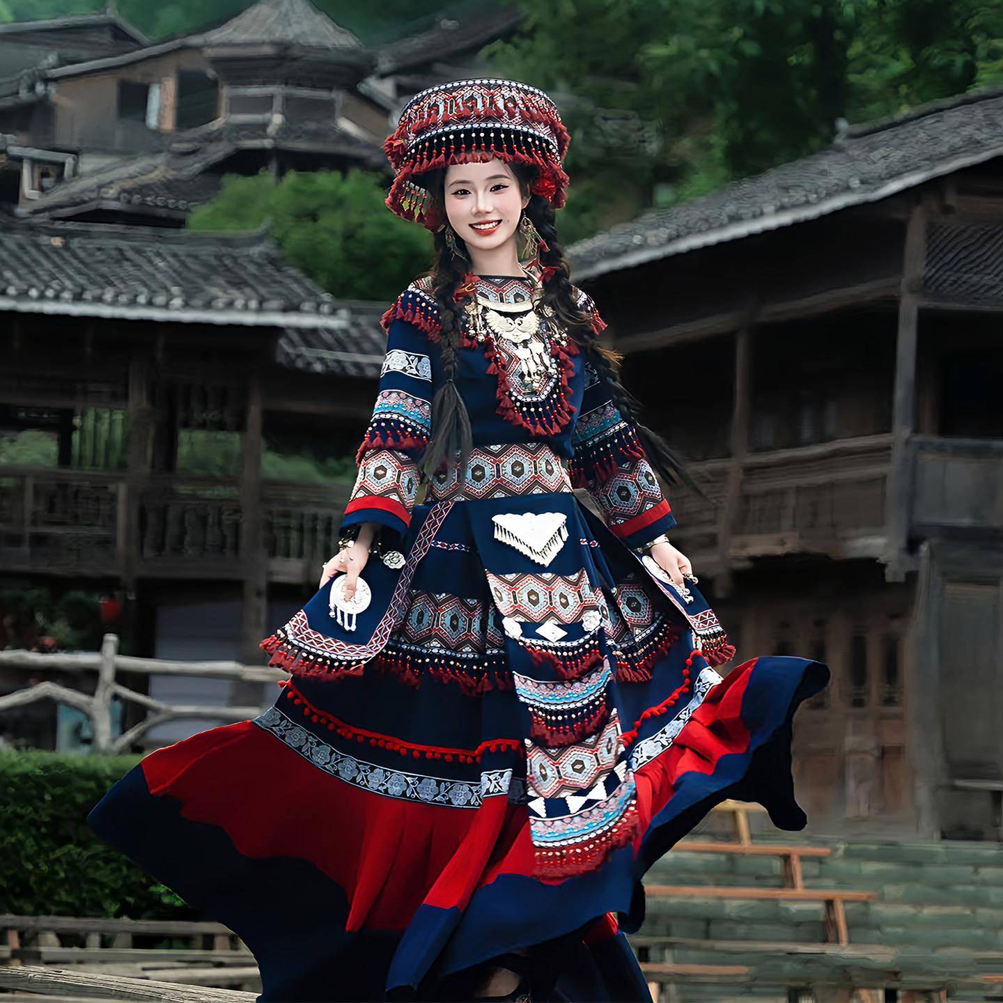 土家族女成人盛装少数民族服恩施西兰卡普演出服瑶族苗寨大理旅拍