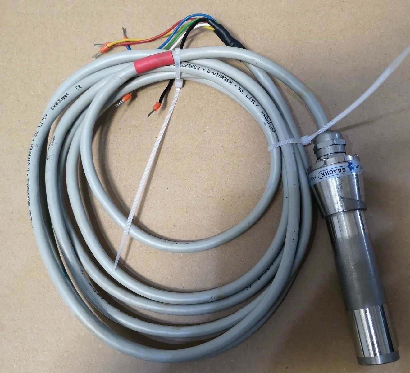 SAACKE FLS 09火焰探测器，99新带连接线，线长3