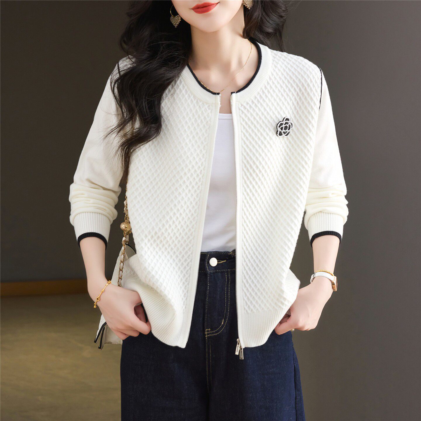 白色厚棉T外套女春秋夹克上衣2025年新款洋派女装宽松休闲 棒球服