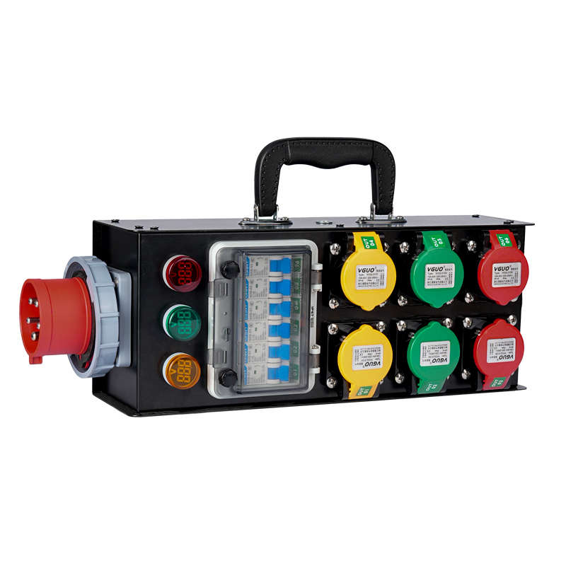 6路舞台LED电源直通箱16a防水配电箱63A进12路手提小电源箱控制盒
