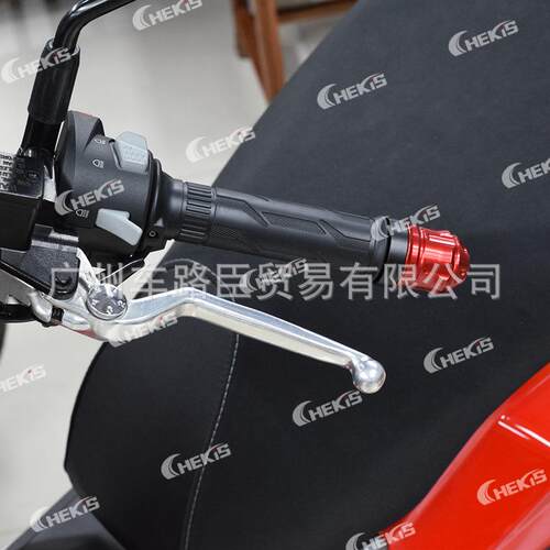 适用龙嘉XDV250si手把堵头 xdv300i把手平衡端子 车把尾部防摔块