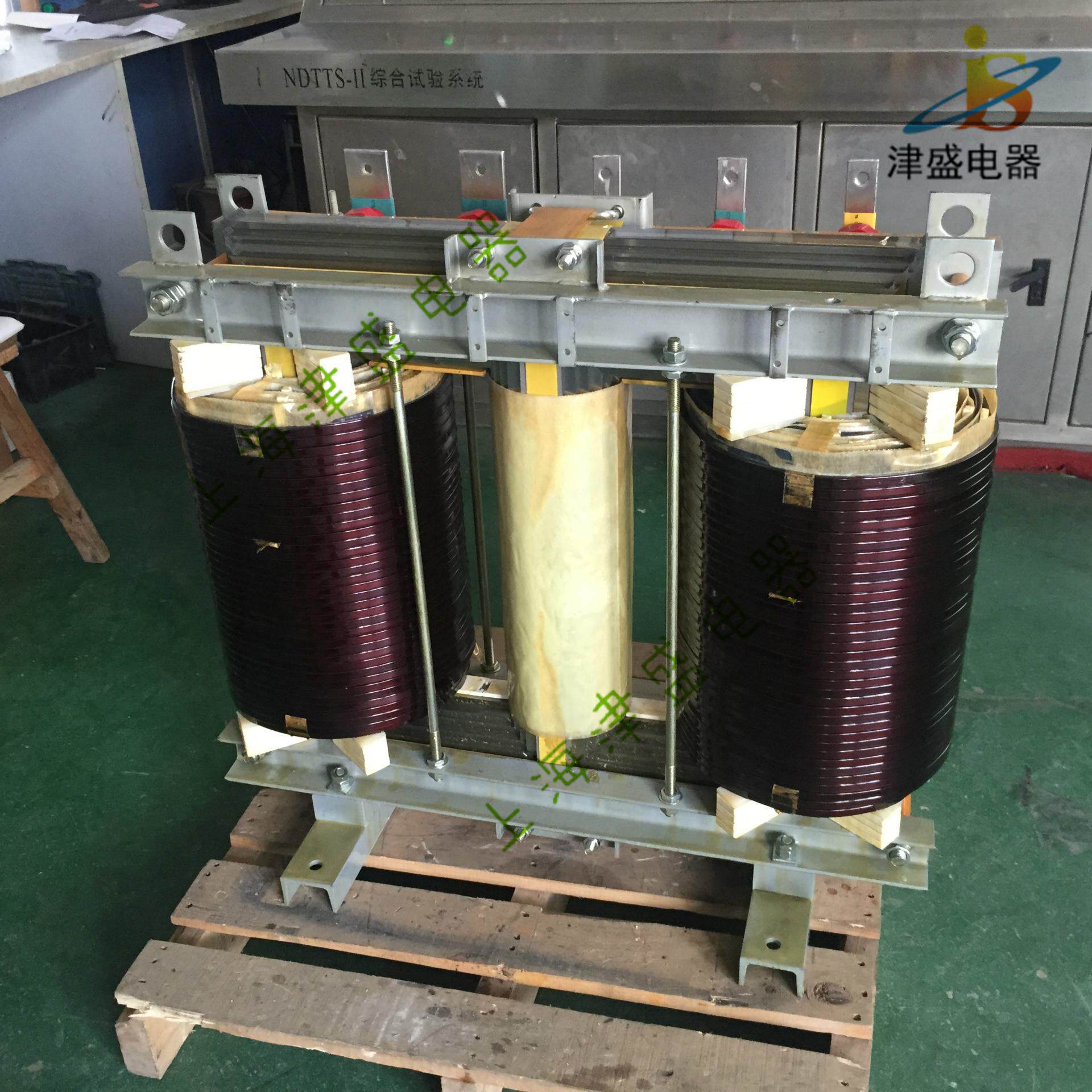纯铜SBDG-200KVA斯考特隔离变压器三相380V变两相220V平衡变压器