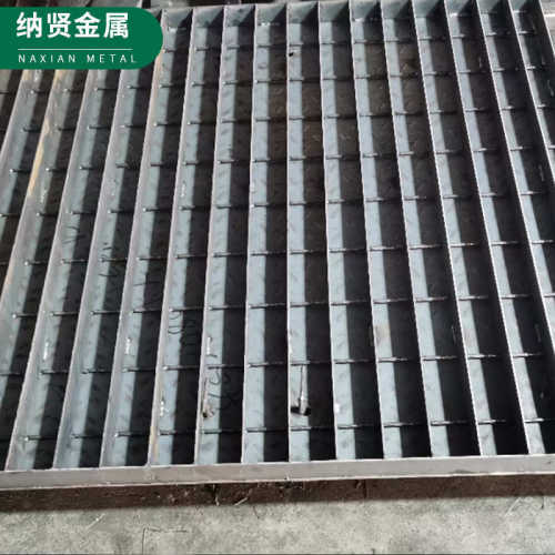 厂家供应镀锌钢格栅 光伏平台走道楼梯踏步不锈钢热镀锌钢格栅