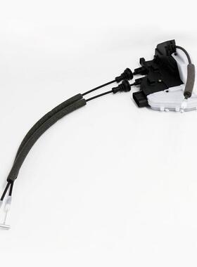 813202W010适用于现代圣达菲12-16右前门锁执行器