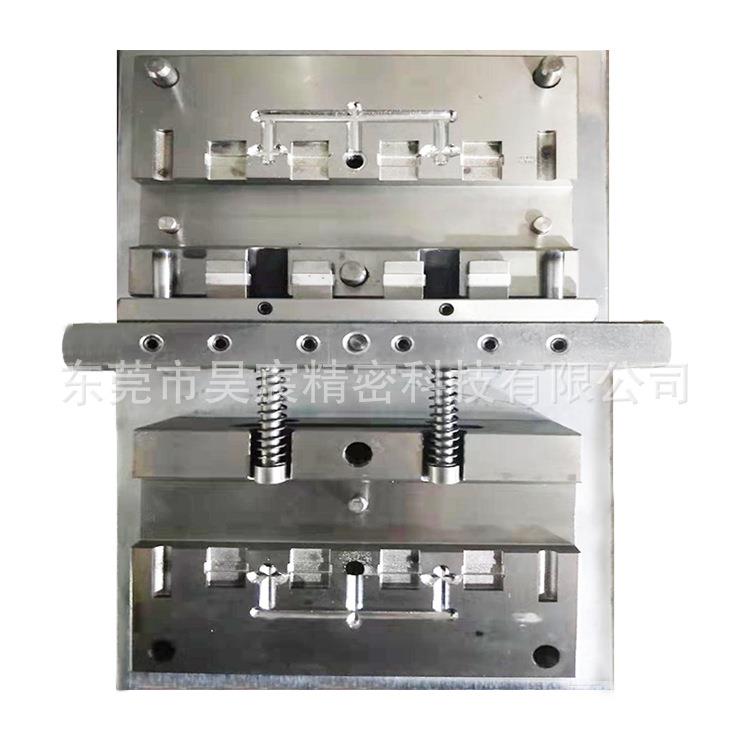 专业生产供应USBA公手机充电器插头线模具AC电源线注塑包胶