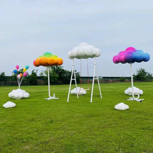 网红云朵秋千玻璃钢材质防水耐腐蚀户外景区互动打卡文旅装 置