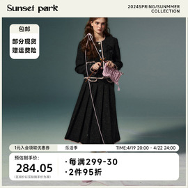 SunsetPark日落公园  珍妮日记  黑色彩点流苏撞色毛呢外套百褶裙