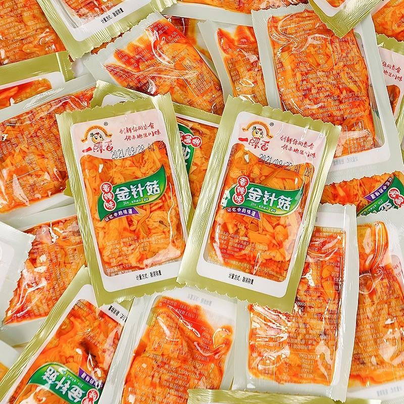 新疆包邮金针菇开 袋即食小包装香辣红油下饭菜麻辣素食休闲 零食