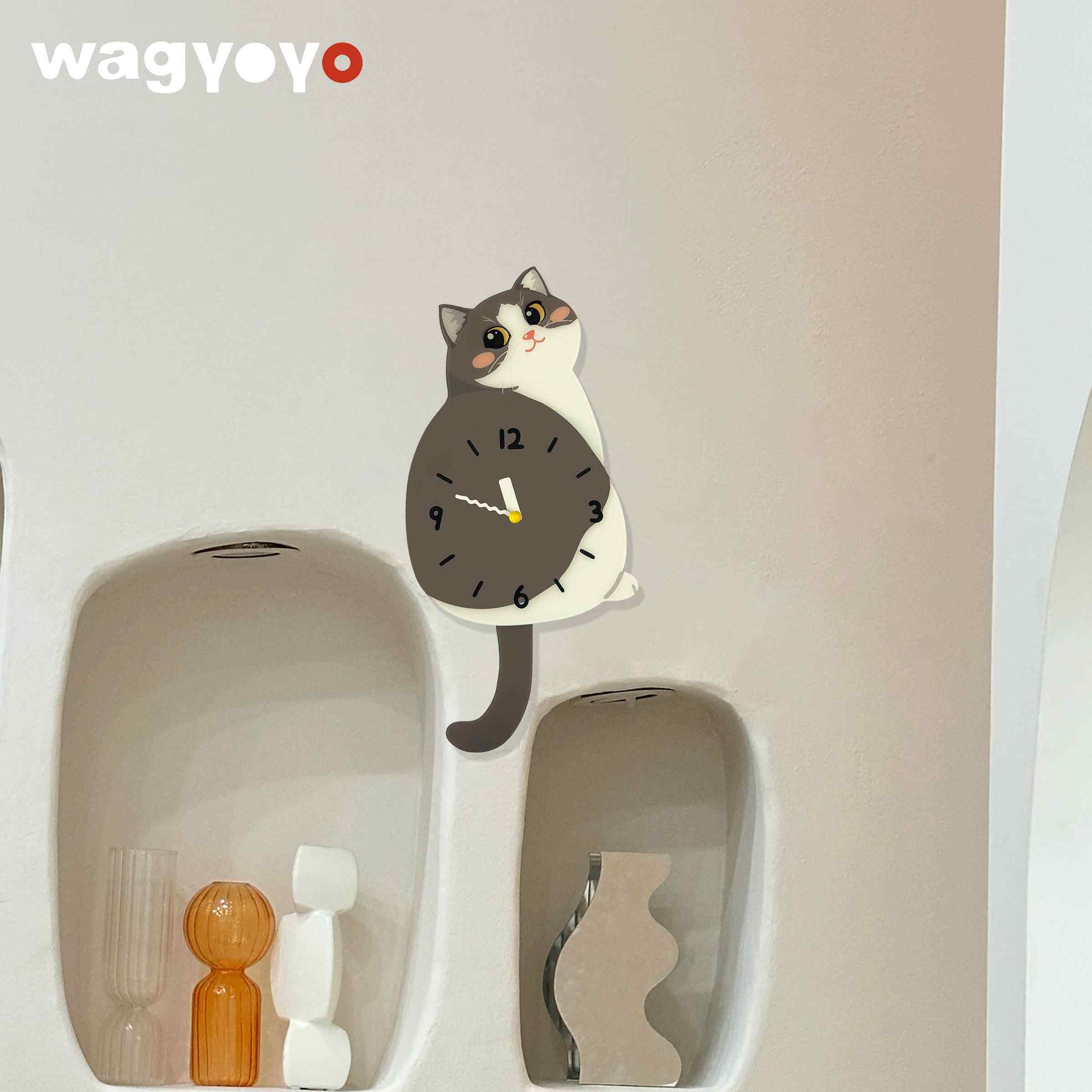 原创蓝白猫挂钟小猫挂钟尾巴可摇摆创意钟表乔迁礼物静音挂钟
