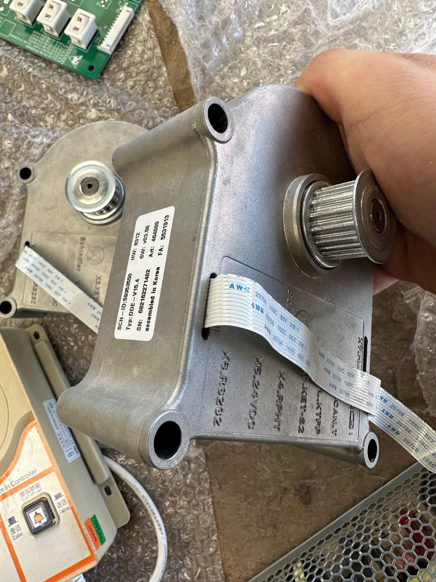 迅达3300 3600电梯V15门机马达59353550 D