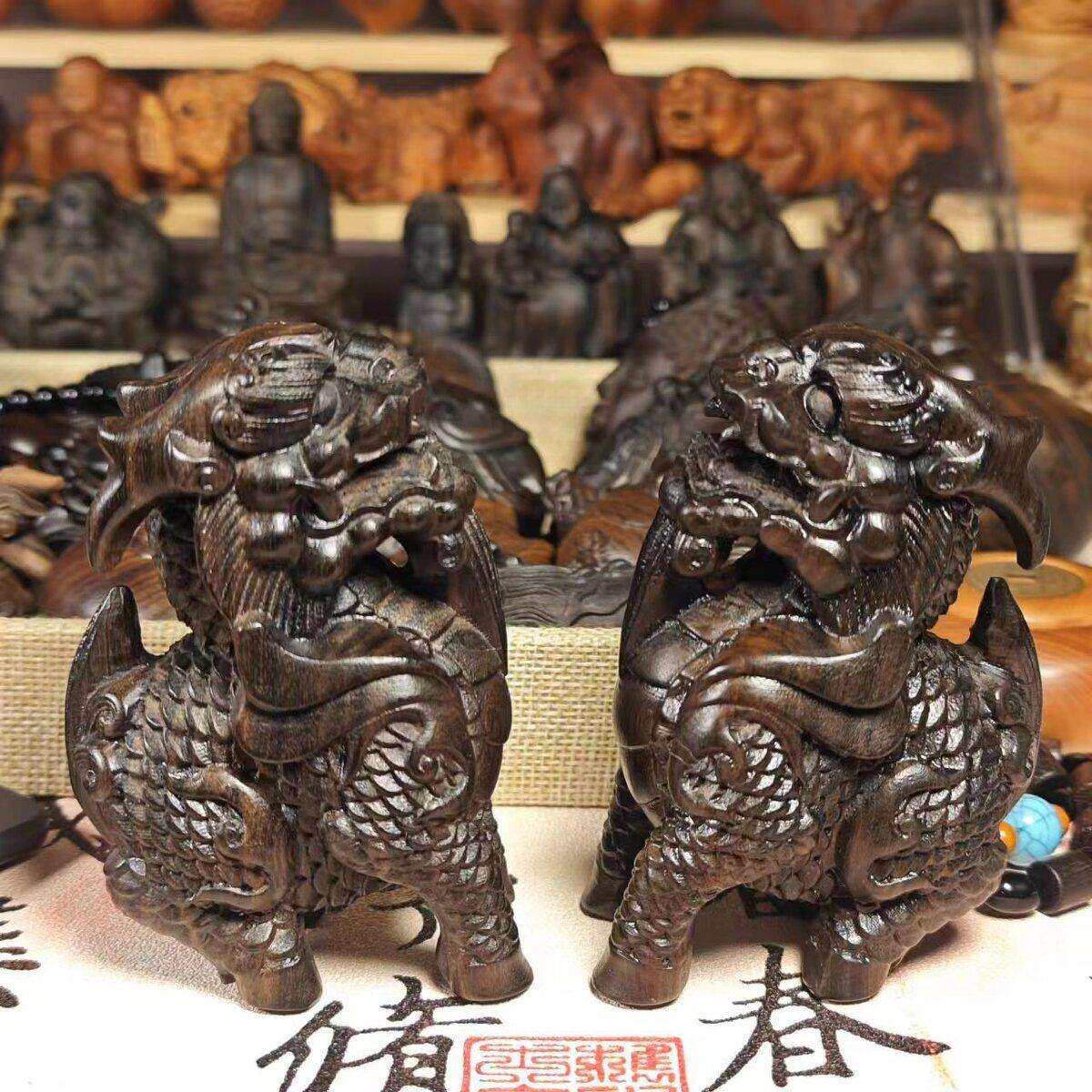 沉香木木雕大献瑞麒麟男士随身盘玩文玩把件实心精雕工艺品摆件