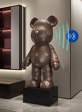 档轻奢暴力摆件地客厅高电视柜旁ABH家居装饰朋落友搬熊新家乔迁