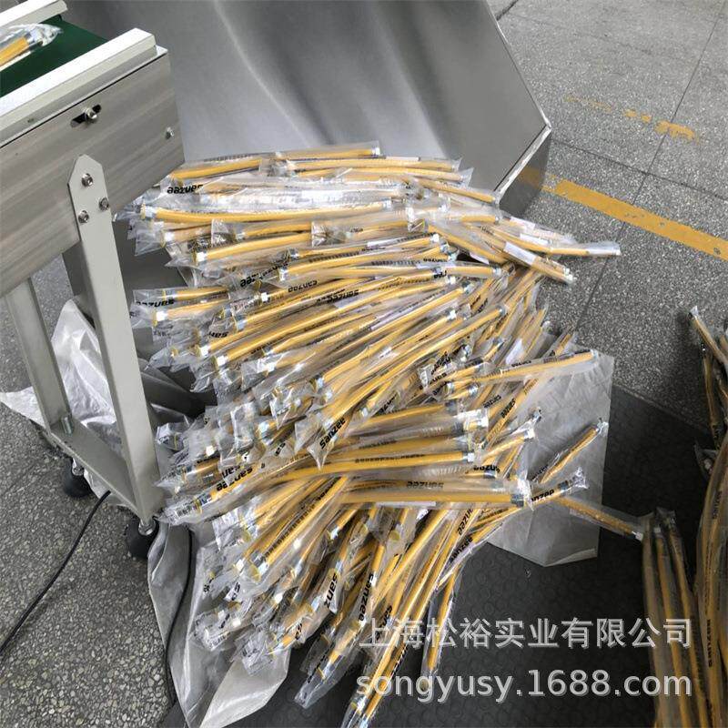 1-5米波纹管包装机晾衣杆百叶窗帘枕式包装机PE膜三伺服包装机