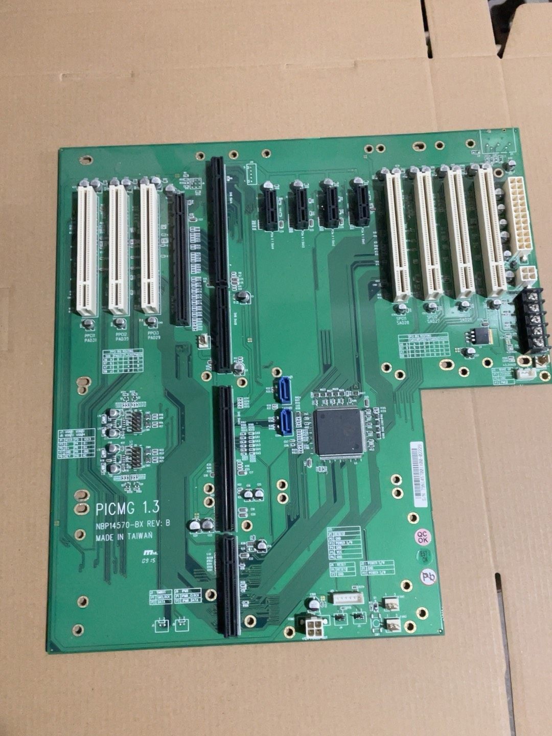 全新艾讯工控机底板 PICMG 1.3  NBP14570-