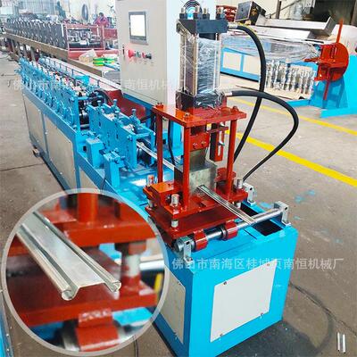 压条机 挡烟垂壁防火布帘压条压条成型设备 佛山页南恒机械厂