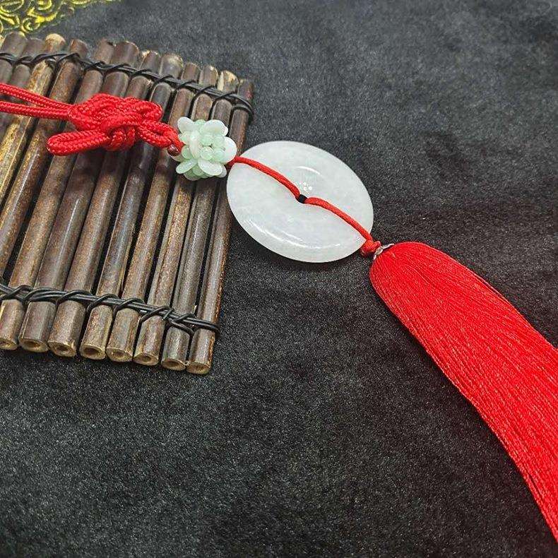 缅甸翡翠圆形车挂
