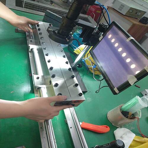 微孔熔喷布喷丝板模具，熔喷补模具加工