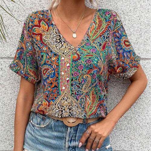 Plus Size Women's Vintage Patchwork Paisley Print V-Neck
