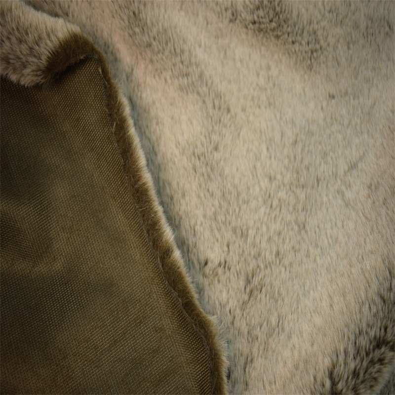 兔毛小鞋材服装 毛绒退色加厚 兔毛面料白雾白兔毛现货 面料仿退