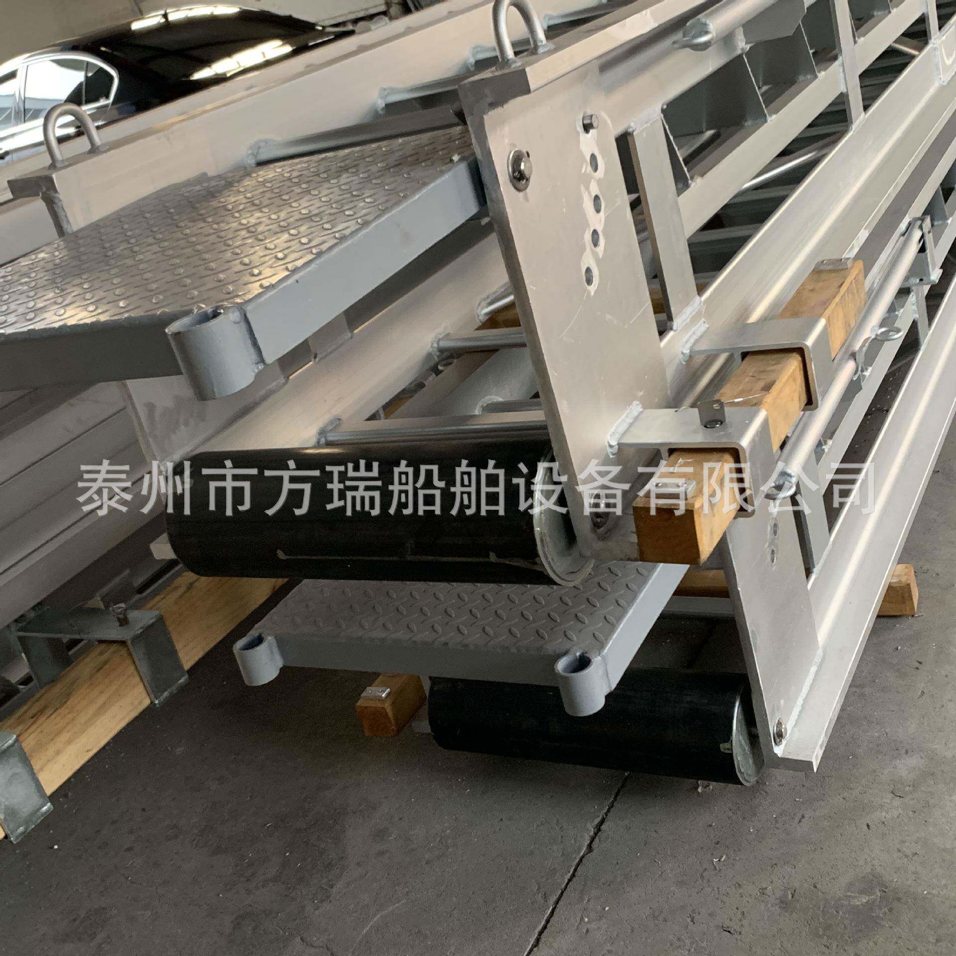 船舶供应舷梯下端接地橡胶滚轮船用舷梯橡胶滚轮直径160mm - 实物图
