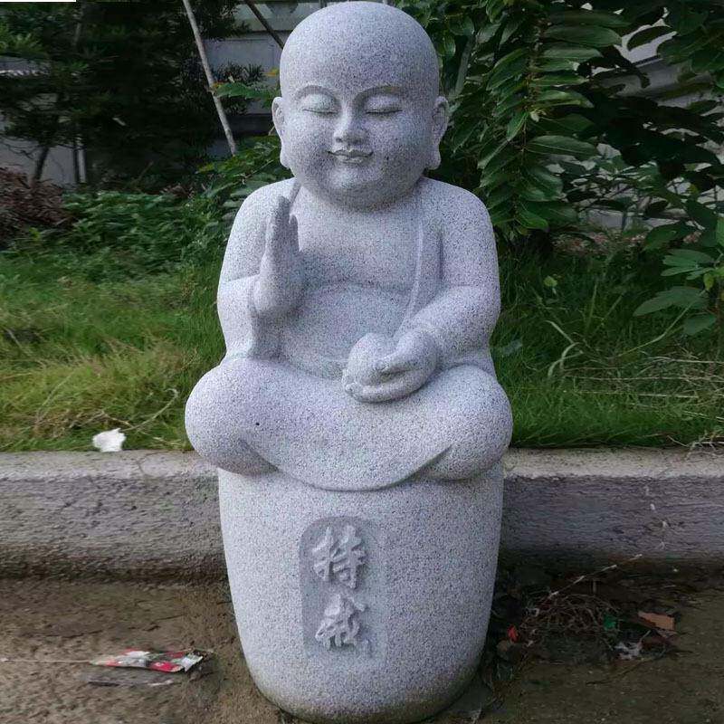厂家现货直供花岗岩石雕小沙弥和尚雕塑公园寺庙摆饰石雕人物